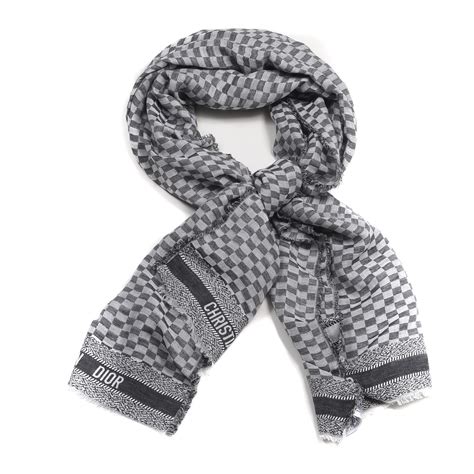 christian dior winter scarf